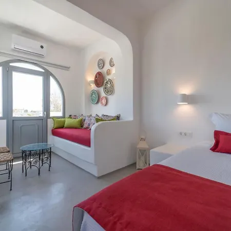 Black Coast Santorini * Perivolos (Santorini)