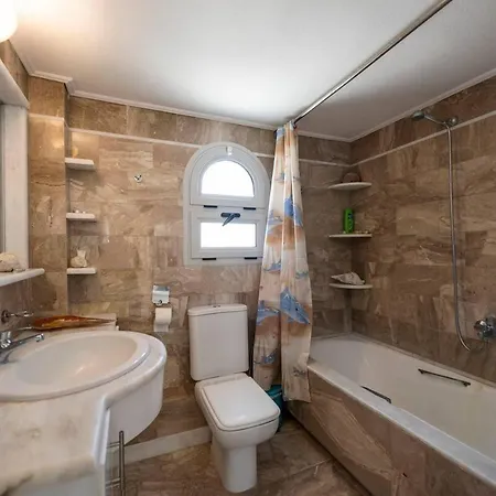 Black Coast Santorini Perivolos (Santorini)