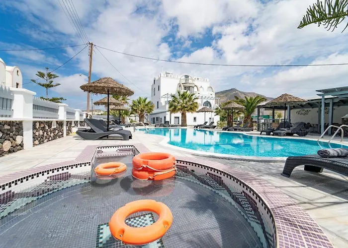 Black Coast Santorini