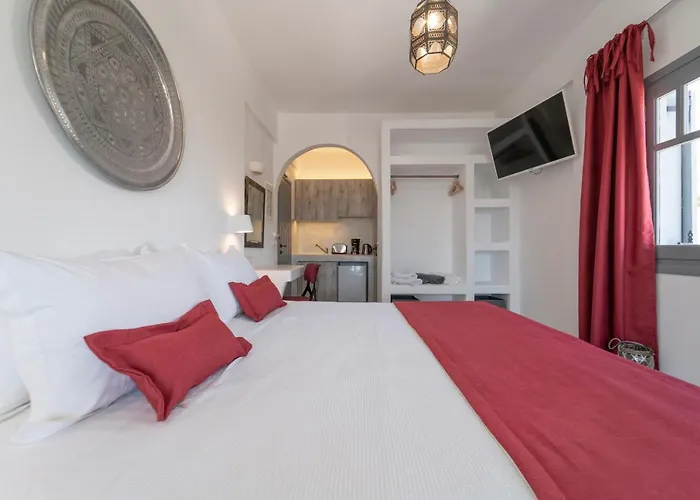 Black Coast Santorini فندق بيريفولّوس