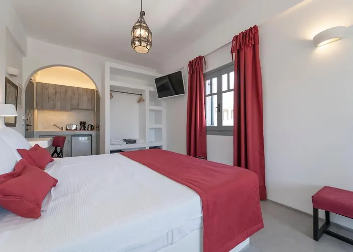 Black Coast Santorini فندق