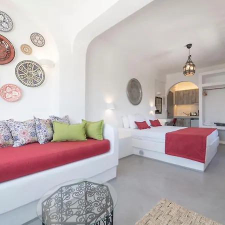 Отель Black Coast Santorini *