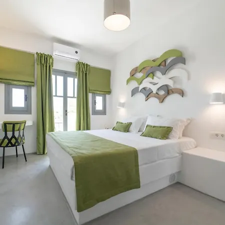 Black Coast Santorini Отель