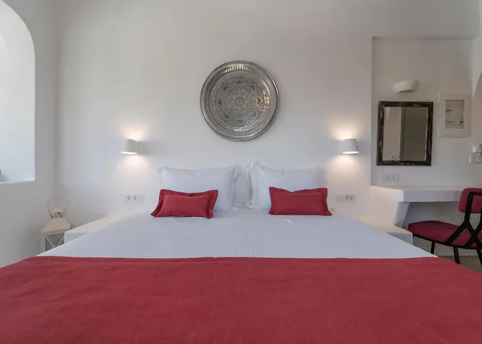 Black Coast Santorini * Perivolos (Santorini)