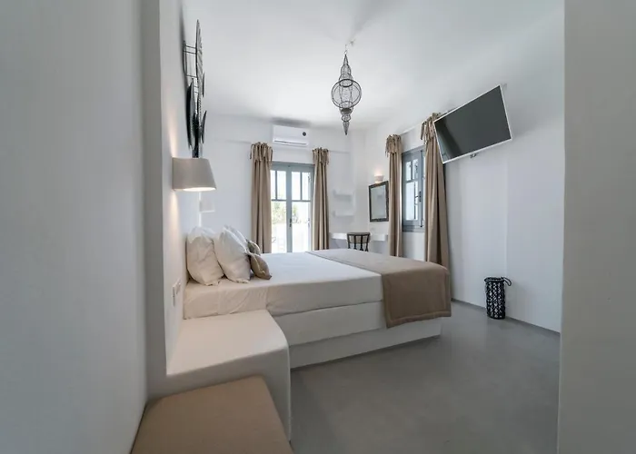 Black Coast Santorini Hotell *