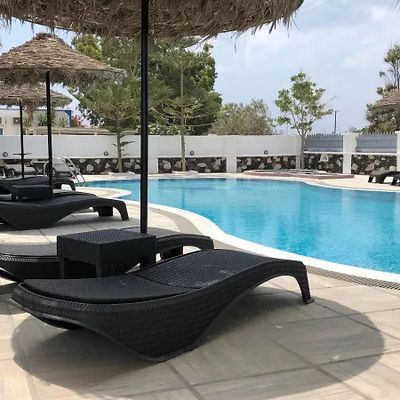 Отель Black Coast Santorini *