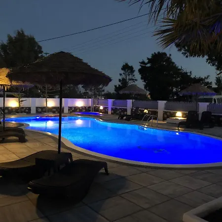 Отель Blackcoast Santorini