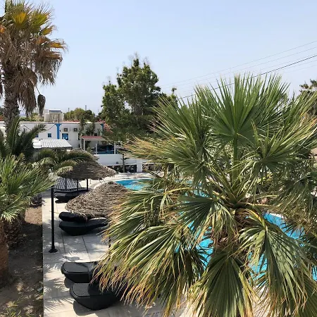 Отель Blackcoast Santorini *