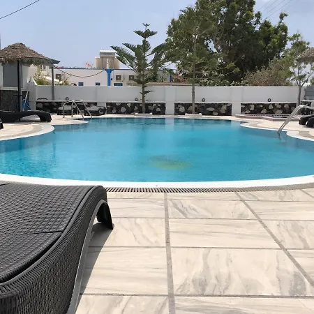 Black Coast Santorini