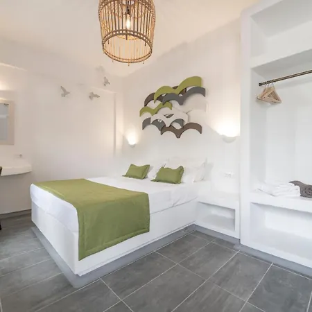 Black Coast Santorini Hotel