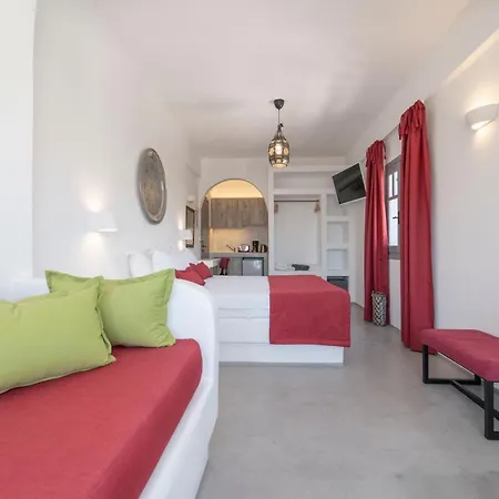 Black Coast Santorini Hotel