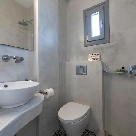 Black Coast Santorini Perivolos (Santorini)