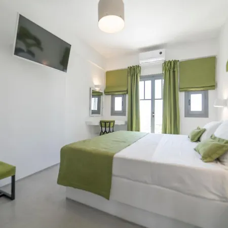 Black Coast Santorini